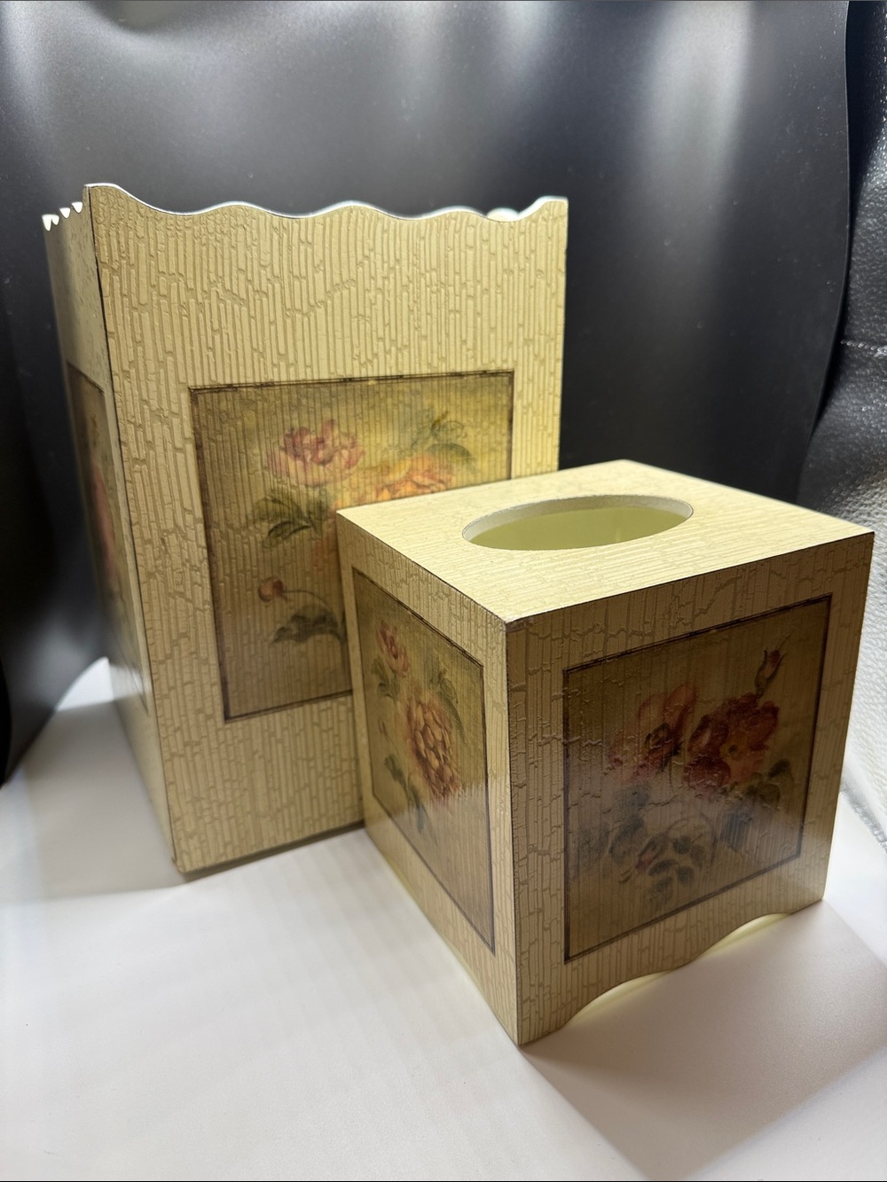 Croscill Floral Wastebasket and Tissue Box Set - Beige Floral